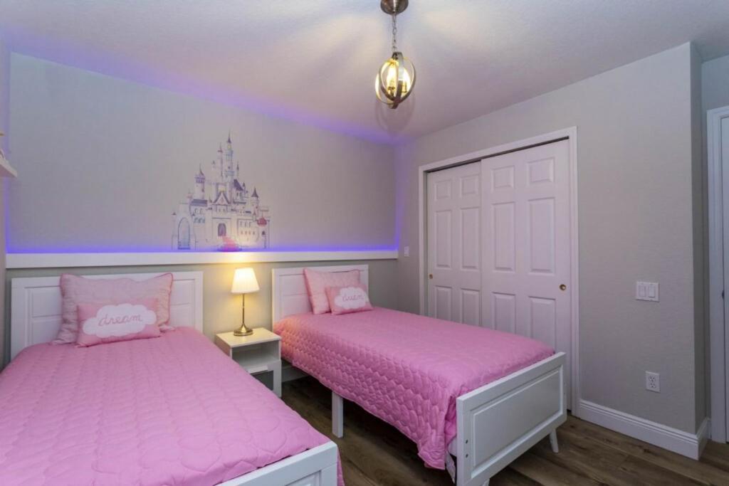 אורלנדו 6 Bedrooms Pool And Game Room - 2 Miles To Disney 7817 מראה חיצוני תמונה